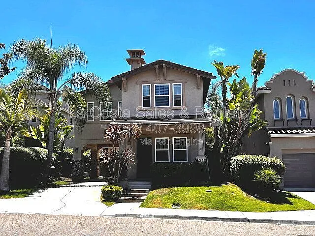 1139 Calistoga Way — Photo 2