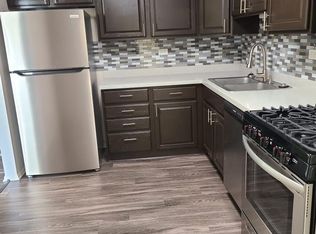 900 W Rand Rd #9C102, Arlington Heights, IL 60004