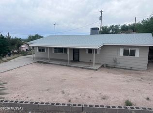 442 E Silverwood Ln, Benson, AZ 85602
