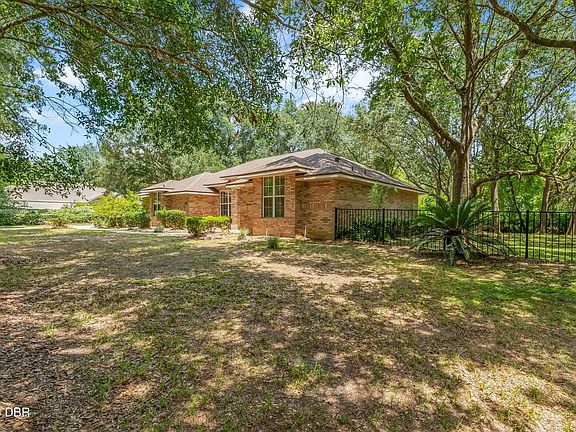 2nd image of 288 Crooked Tree Trl