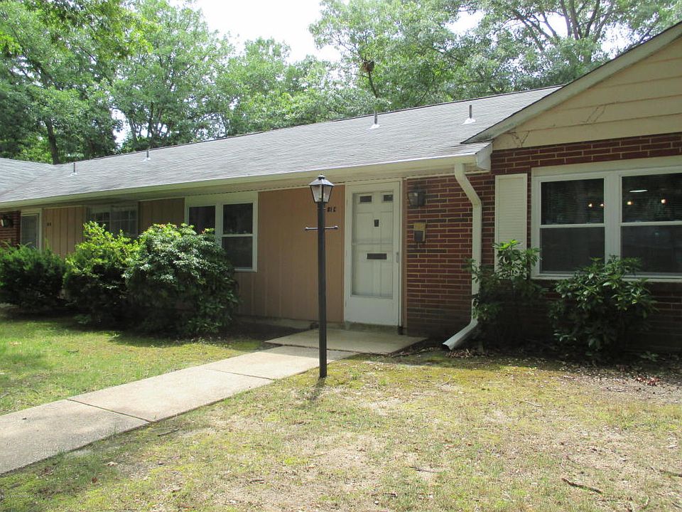 1st image of 81C Dorchester Dr #100C