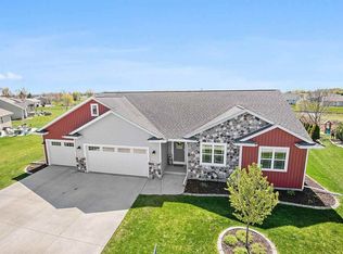 4341 Fieldcrest Dr, Kaukauna, WI 54130