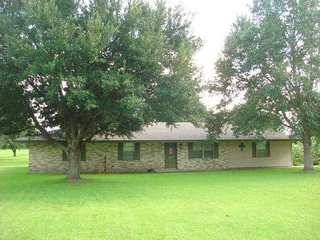 1st image of 406 Tara Dr