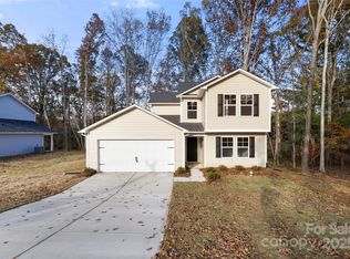 1528 University Dr, Lancaster, SC 29720