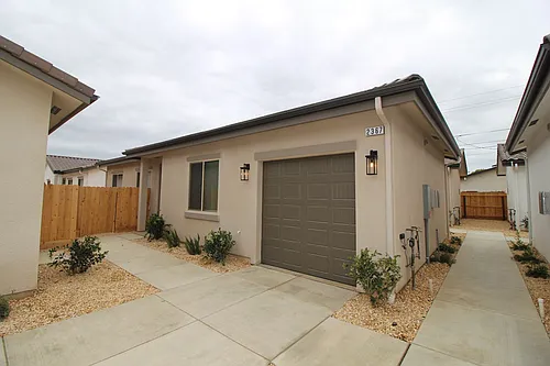 2367 N Arthur Ave Photo 1
