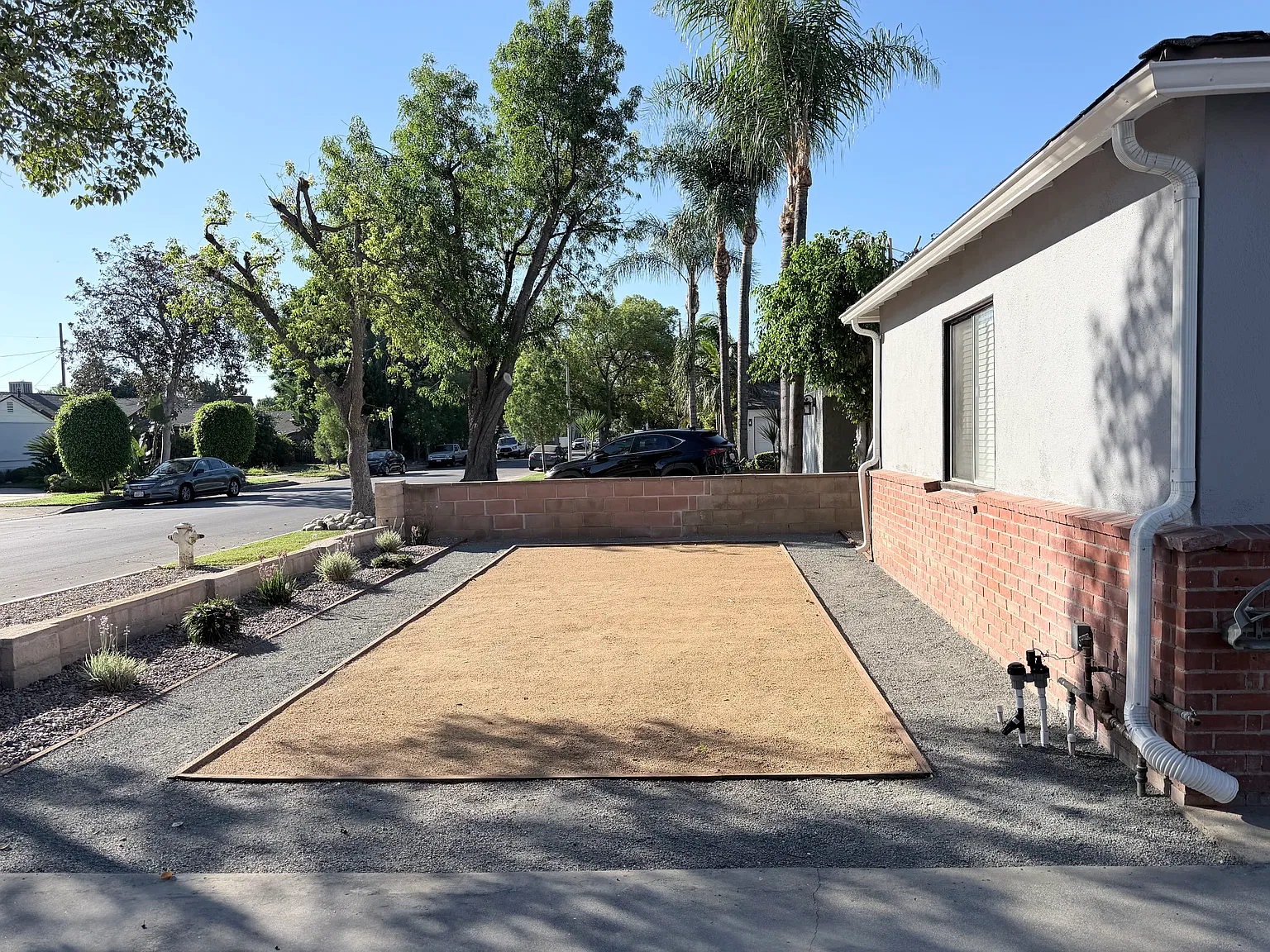 3 bed, 1.5 bath, 1249 sqft, $4,195 — Photo 3