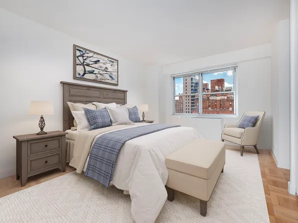 1520 York Avenue 28F image 3 of 11