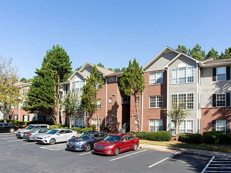 Indigo Apartments Gainesville — Photo 8