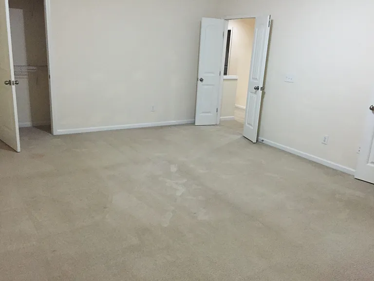 530 Whitworth Ln — Photo 20