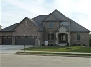 6916 Buckthorn Way, Edwards, IL 61528