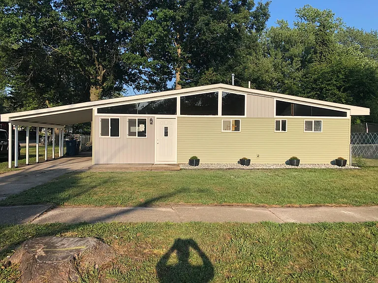 4703 Delaware St — Photo 14