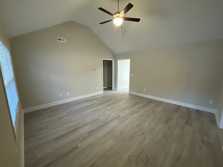 1351 Virginia Acres — Photo 4