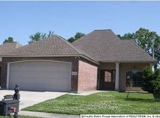 2589 Old Towne Rd, Zachary, LA 70791