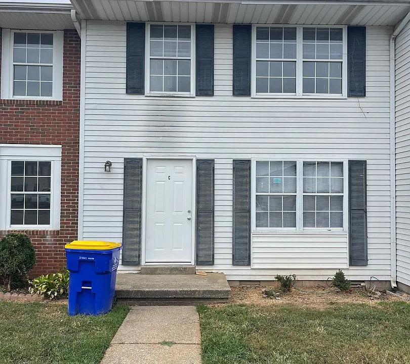 1341 Kenilwood Way