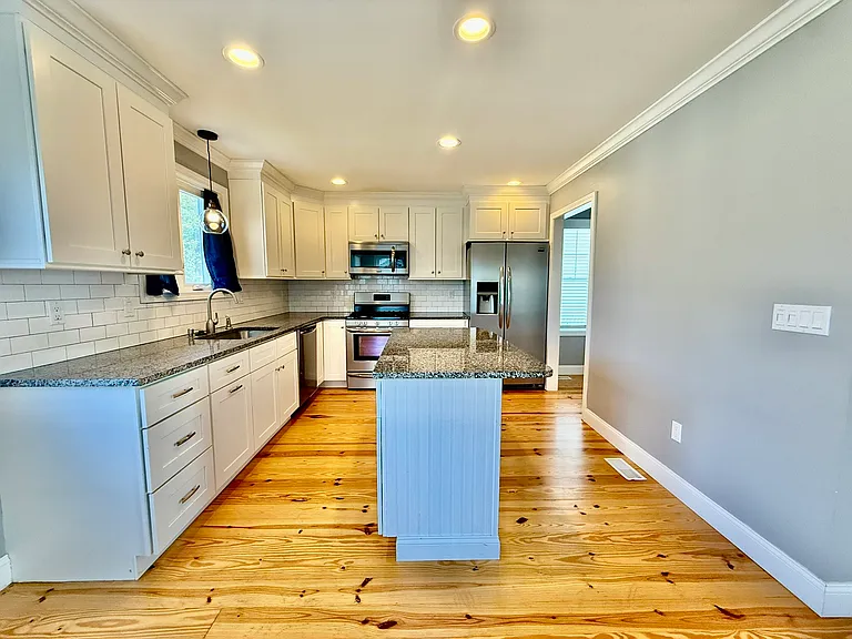 52 Bedlow Ave — Photo 10