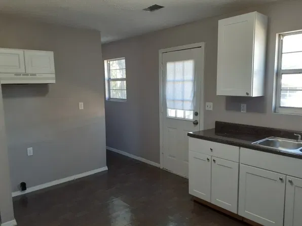 1513 Tremont St, Selma, AL 36701