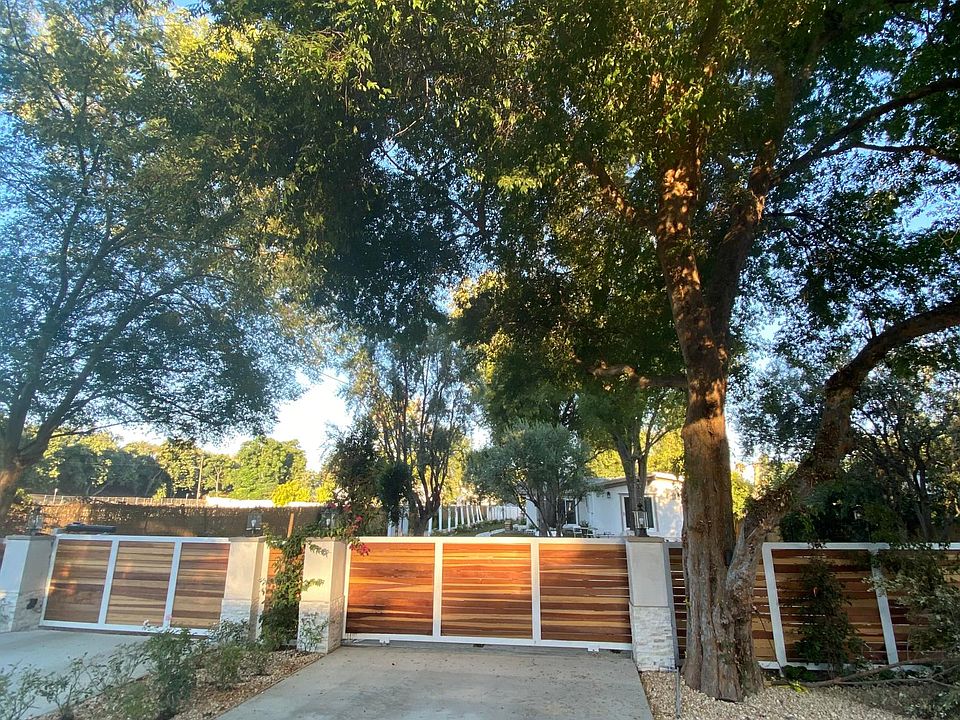 1st image of 5707 Melvin Ave #B