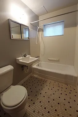 617 E Homer St #1 — Photo 13