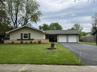 2S241 Ivy Ln, Lombard, IL