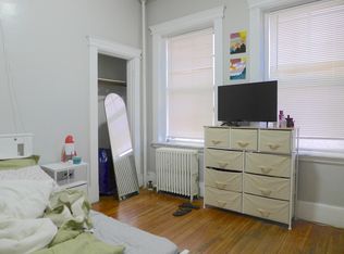 464 Park Dr, Boston, MA 02215
