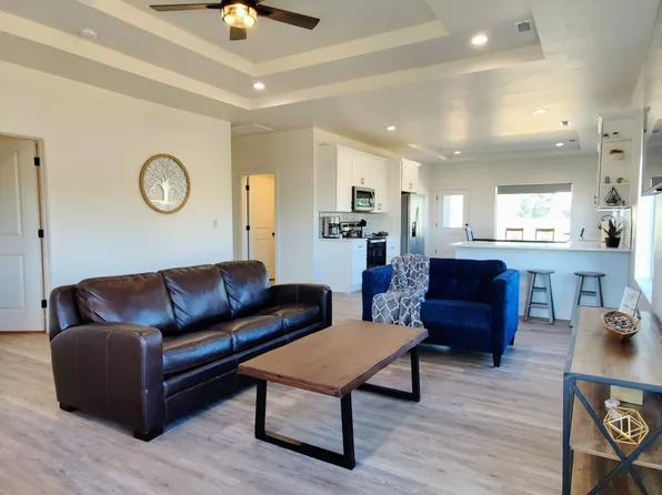 557 W Rawhide Dr, Kanab, UT 84741