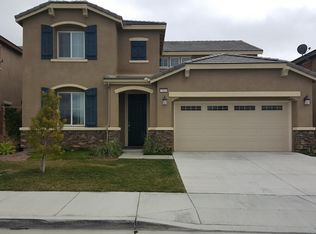 7911 Sea Salt Ave, Fontana, CA 92336