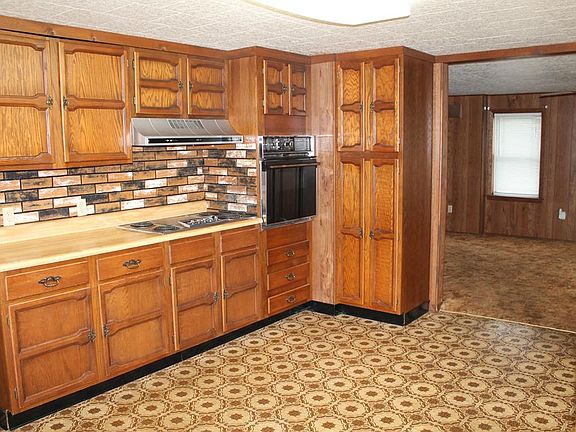 2nd image of 71 W Church St
