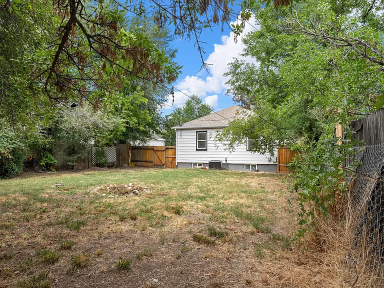 3568 Orchard Ave — Photo 19