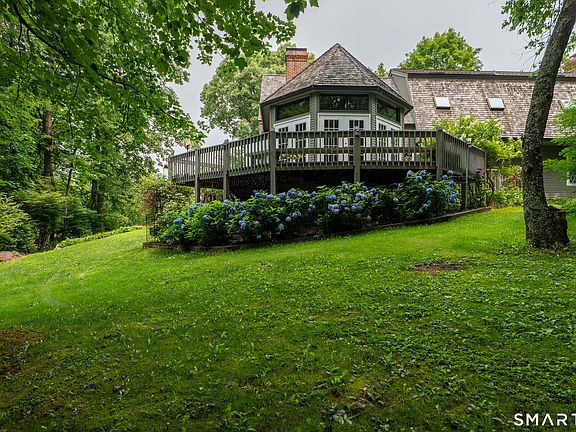4th image of 82 Taunton Hill Road