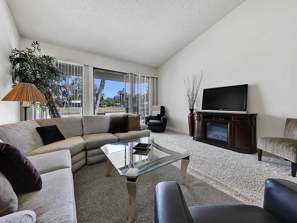 2nd image of 6 San Sebastian Dr
