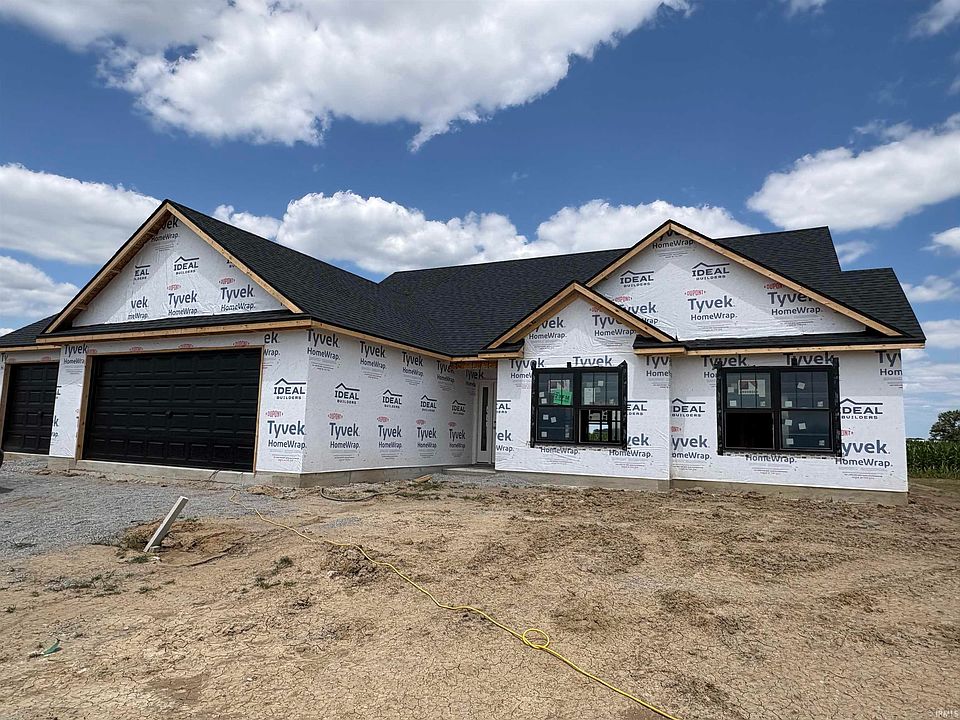 1st image of 424 N McNeal Cir