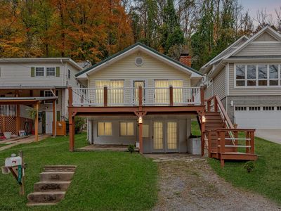 938 Lake Floyd Cir, Bristol, WV, 26426