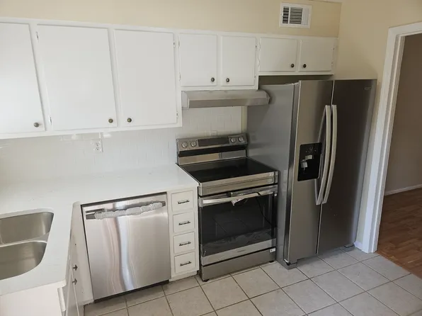 2302 20th Ave, Northport, AL