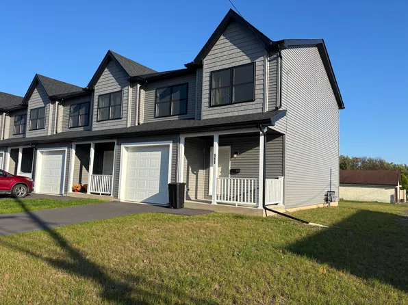 107 Adams Ave #111, Olyphant, PA 18447