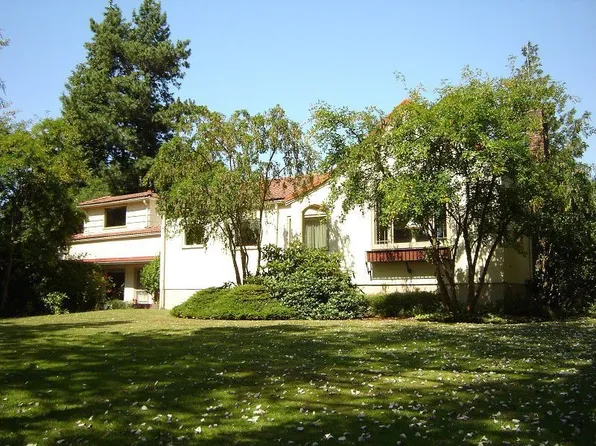 1304 Marine Dr, Bellingham, WA 98225