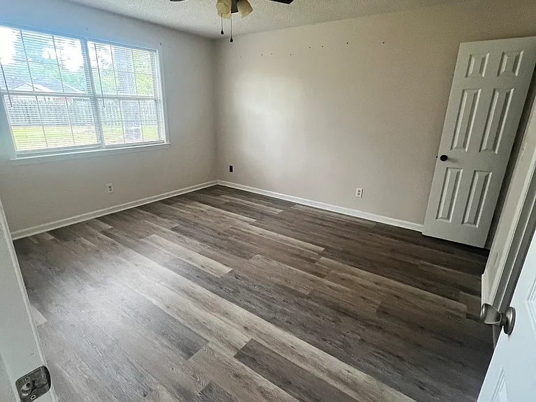 217 Magnolia Plantation Ct — Photo 8