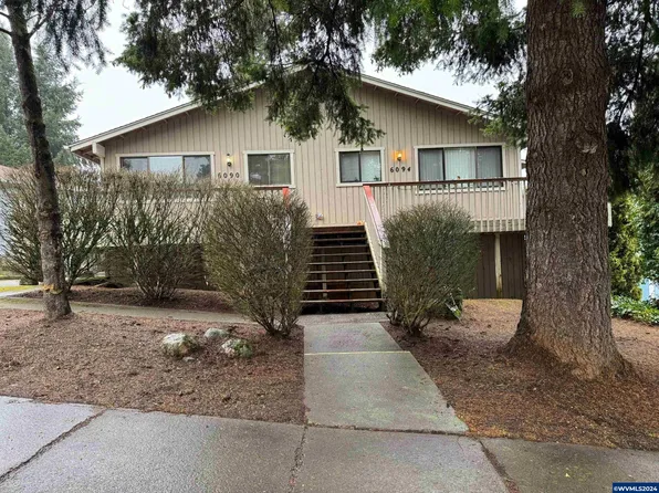6090 Fircrest St SE, Salem, OR 97306