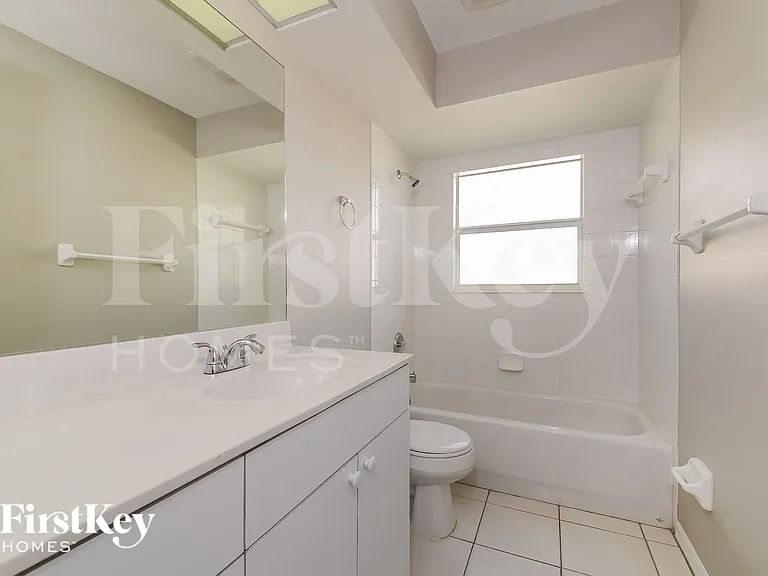 2658 6th Ct E — Photo 13