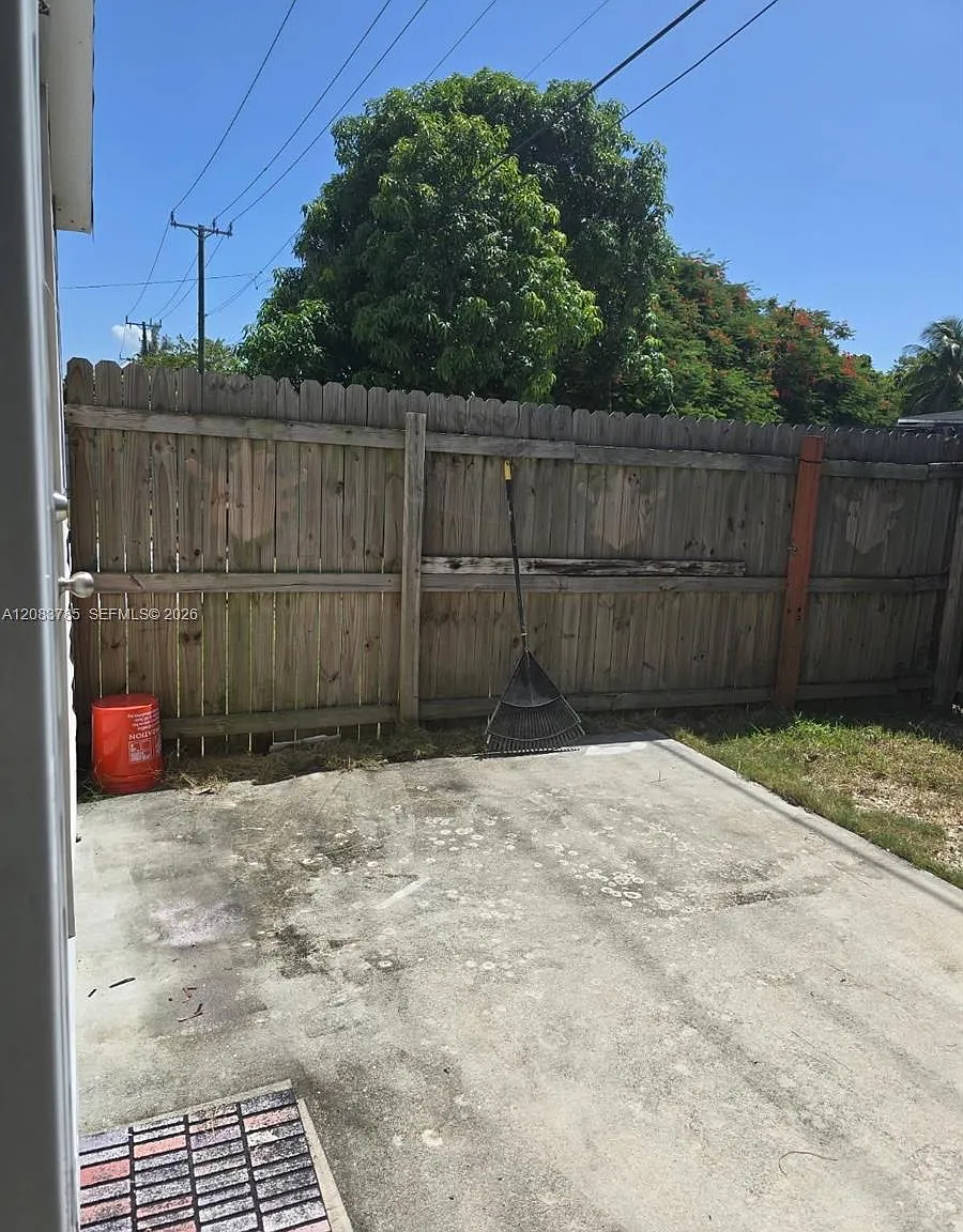 Naranja Pk Rev — Photo 1