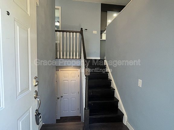 2nd image of 3054 S Fraser St
