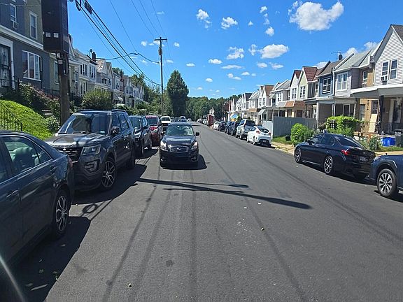5th image of 6816 Chester Ave