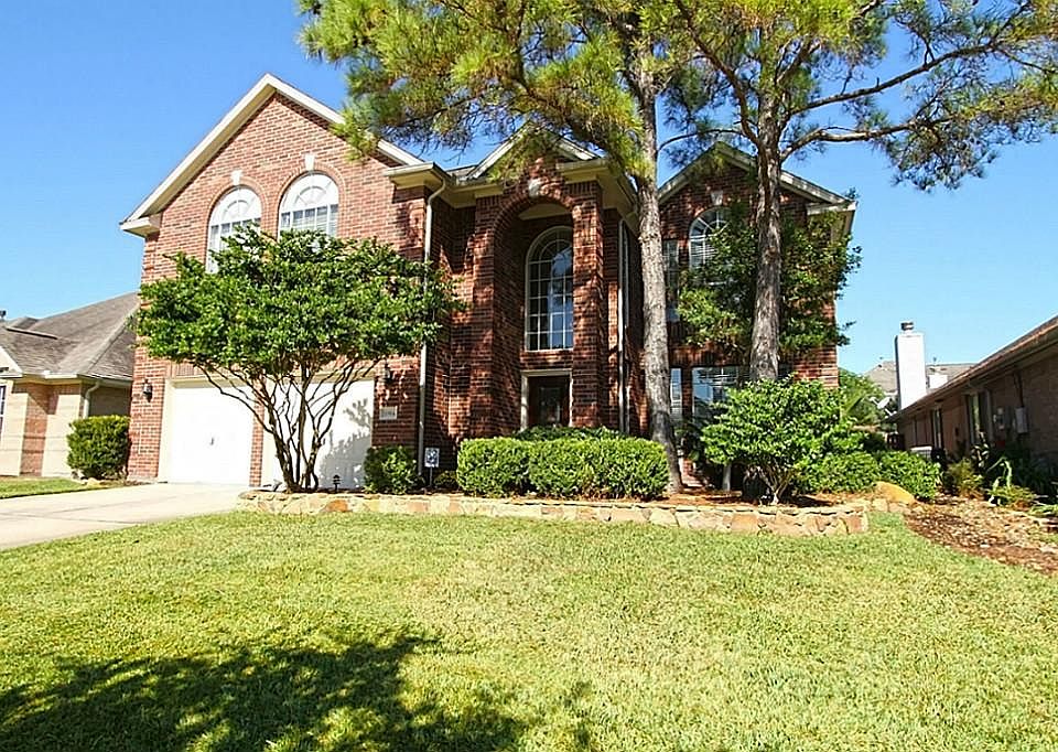 1st image of 11914 Canyon Rock Ln