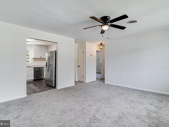 3rd image of 112 Bertha Cir