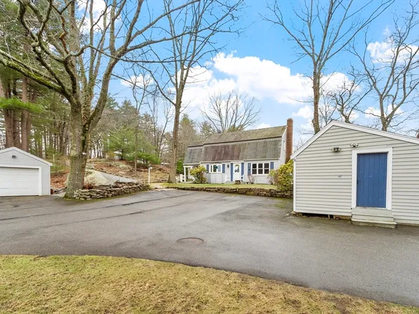 125 Eastern Ave, Essex, MA 01929