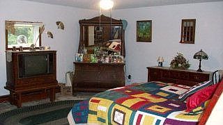 Bedroom #1 Oversized