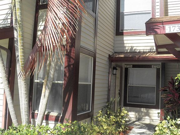 3rd image of 1725 Nantucket Ct #2201