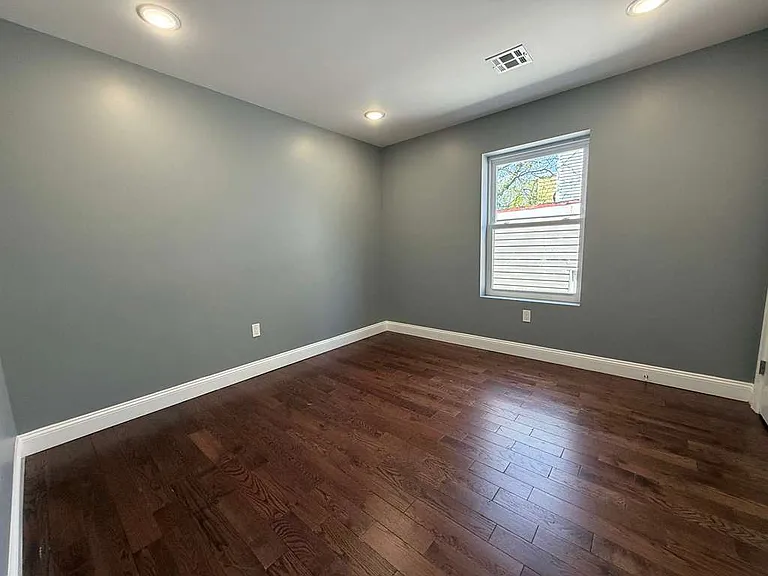 225 S 9th St #2A — Photo 11
