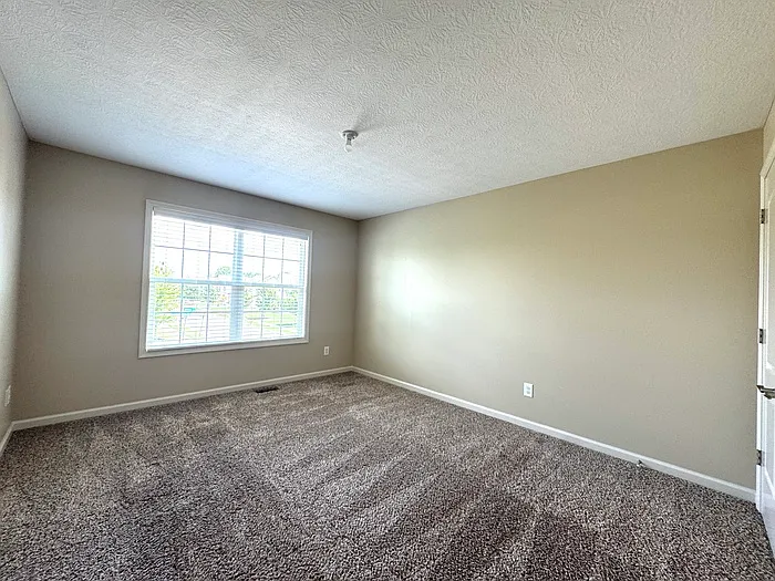 1166 Lenox Ct — Photo 33