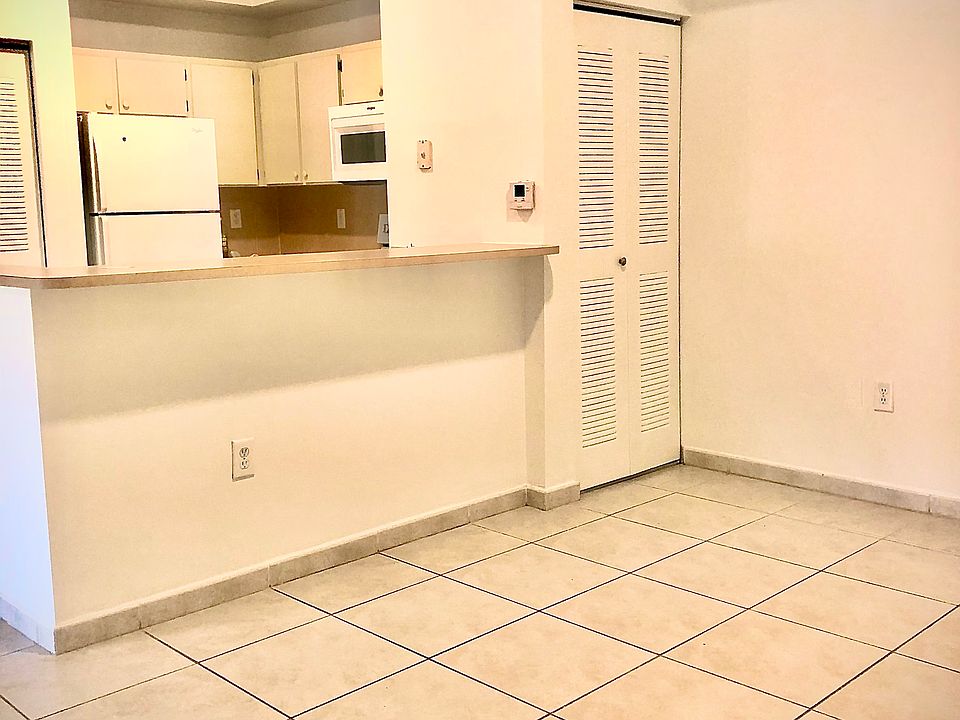 1st image of 7320 NW 114th Ave APT 107