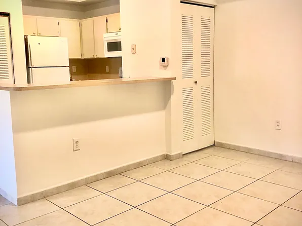 7320 NW 114th Ave APT 107, Doral, FL 33178